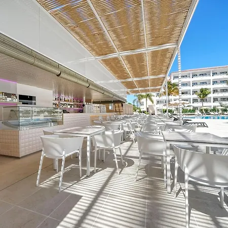 Lejlighedshotel Parque La Paz 4*