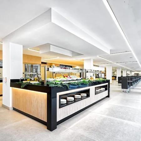 Apartahotel Parque La Paz