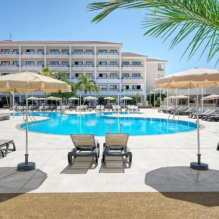 Parque La Paz Aparthotel 4*