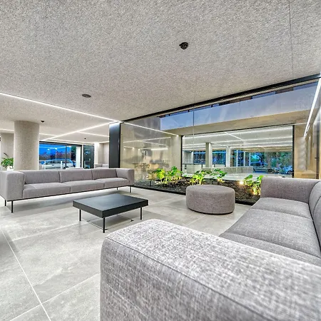 Parque La Paz Apartahotel