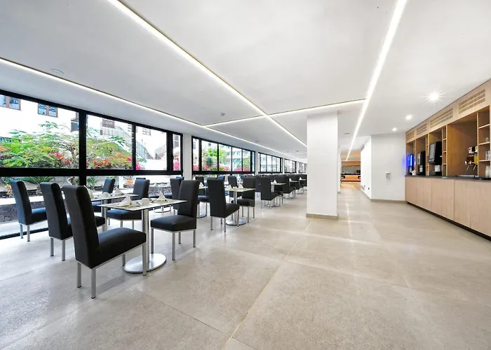 Parque La Paz Apart Otel Playa de las Américas