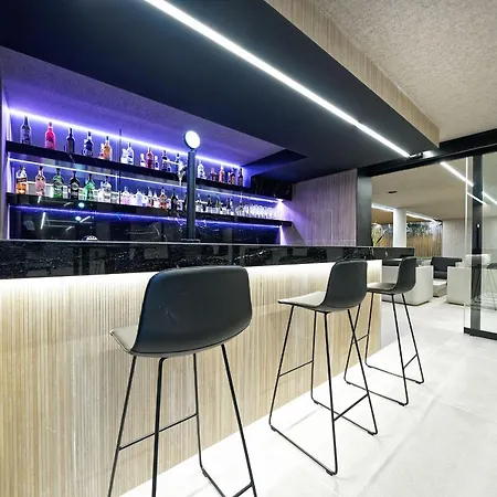 Parque La Paz 아파트호텔 플라야데라스아메리카스