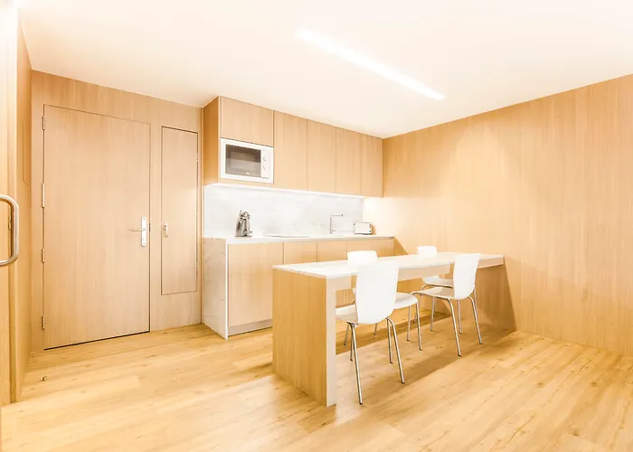 Ξενοδοχείο με διαμερίσματα Parque La Paz 4*