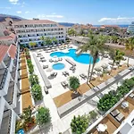 Ξενοδοχείο με διαμερίσματα Parque La Paz