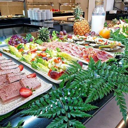 Parque La Paz 4*